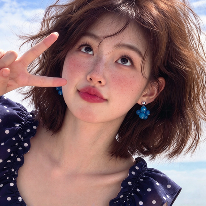 【グッズ】涼しげブルーのぶどうモチーフピアス レディース 透明感 ビーズ つぶつぶデザイン フェミニン