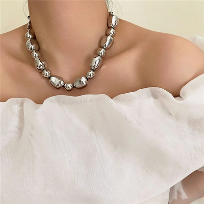 【グッズ】ネックレス レディース シルバービーズ風 不規則デザイン 上品 シンプル アクセサリー