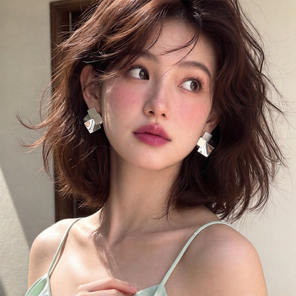 【グッズ】韓国風多層折り菱形ピアス レディース レトロ モード 個性的 大ぶり 上品
