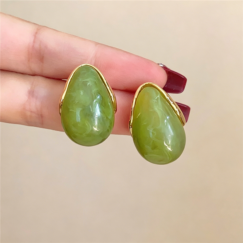 【グッズ】ピアス レディース ドロップデザイン グリーン フレンチ風 レトロ 上品 シンプル アクセサリー