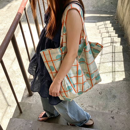 【バッグ】韓国風 チェック柄ショルダーバッグ レディース 大容量 手提げ 肩掛け 布バッグ 夏コーデ
