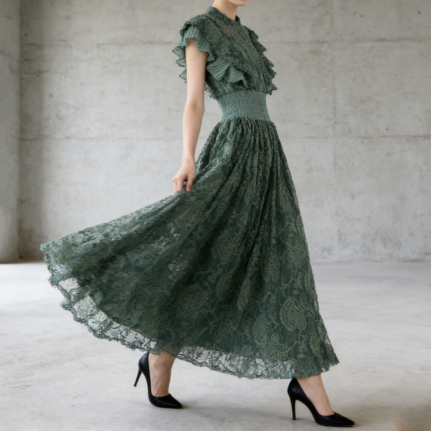 【ワンピース】7色展開 夏 レースワンピース 丸首 長袖 エレガント 着痩せ フリル裾 パーティードレス【JZシリーズ】