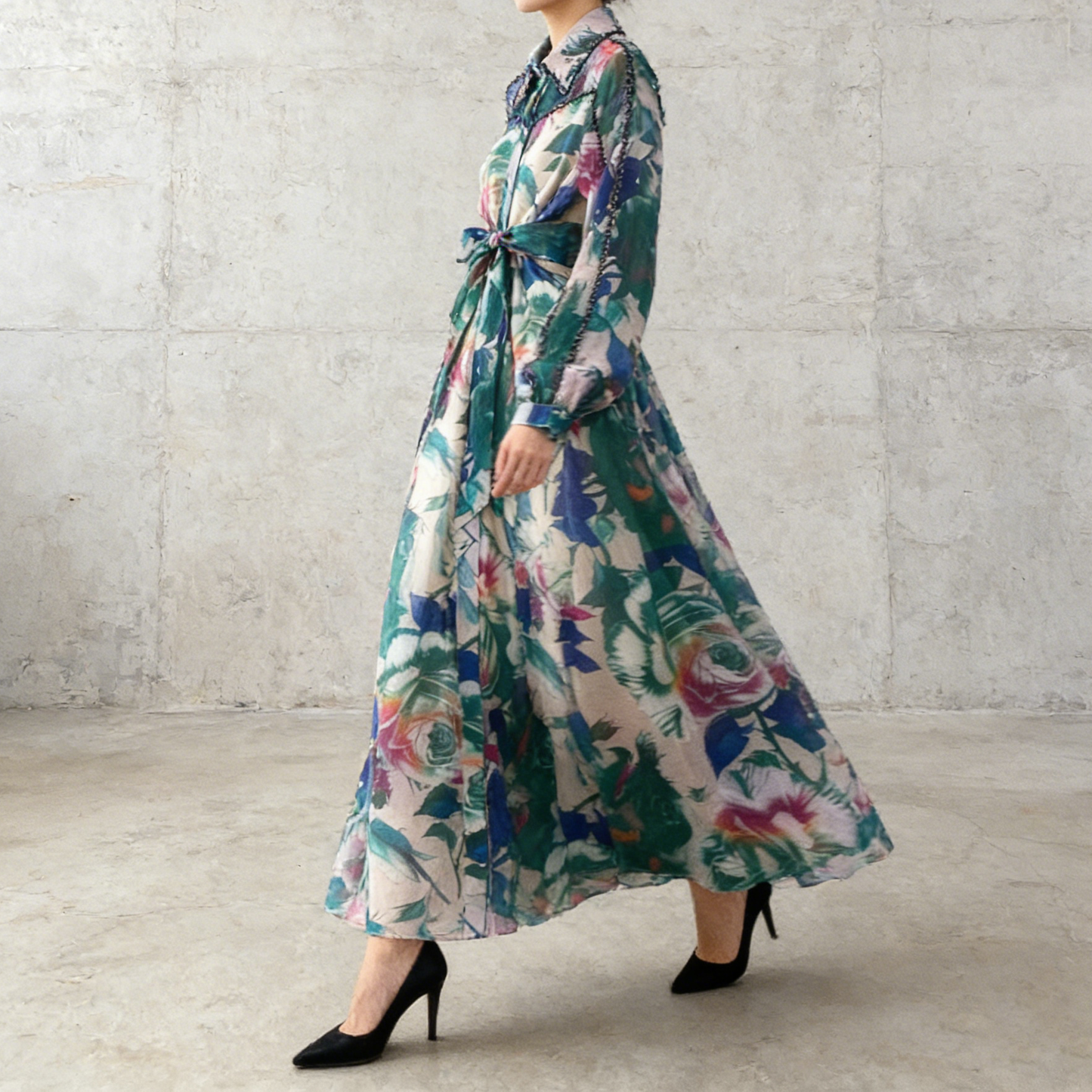 【ワンピース】フレンチエレガント ビジュー装飾 長袖 襟付き ウエストマーク 体型カバー 花柄 フレア ロングワンピースレディース
【SHシリーズ】