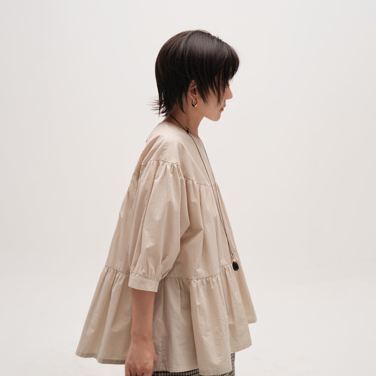 【トップス】レトロ ブラウス シャツ レディース ゆったり 体型カバー 大きいサイズ ミディアム丈 長袖 シャツ デザイン感 トップス【JZシリーズ】