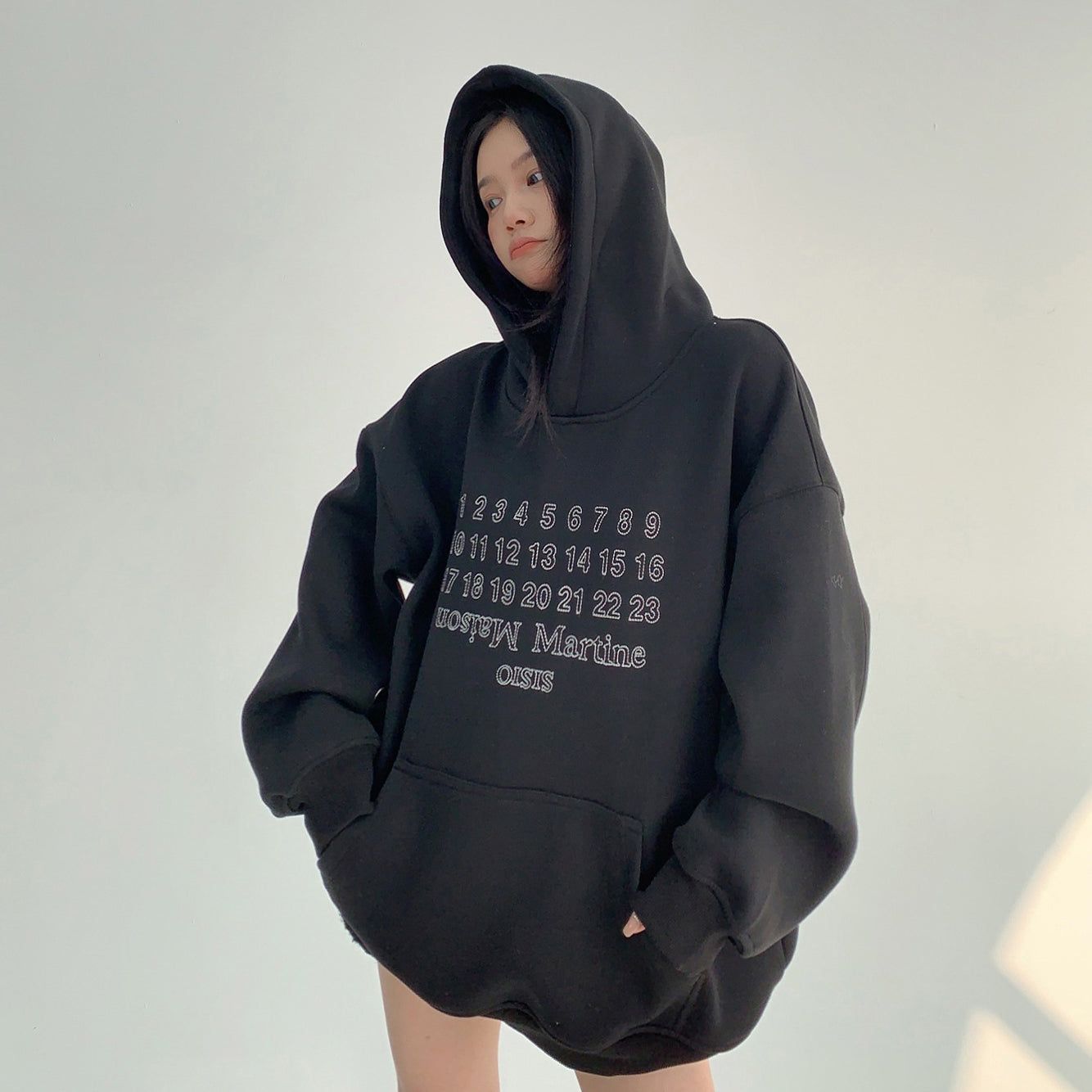 【トップス】こなれ感 裏起毛 刺繍 フード付き スウェット レディース ゆったり 上品 パーカー【FCシリーズ】