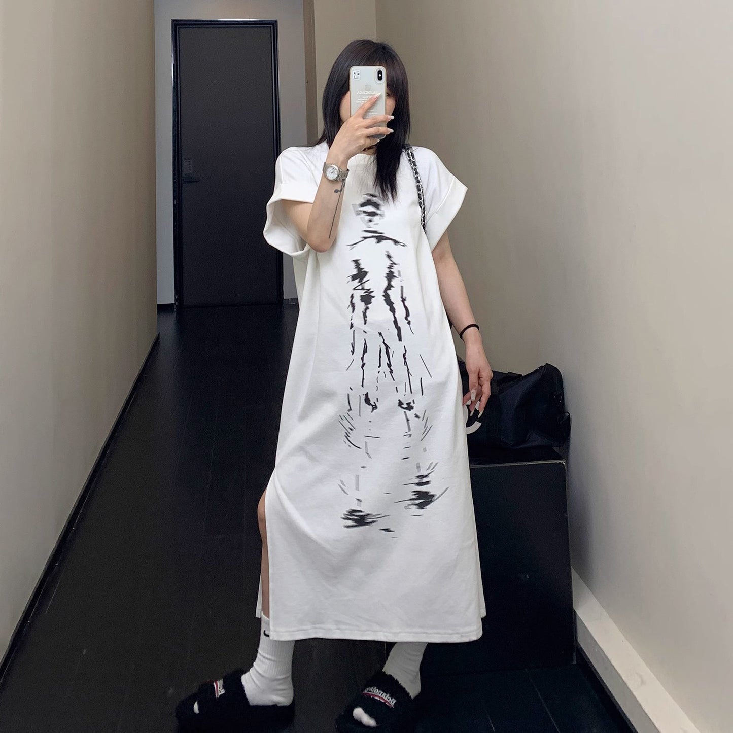 【ワンピース】夏新作 ミステリアス人物アート ロング丈 半袖 Tシャツワンピース【FCシリーズ】