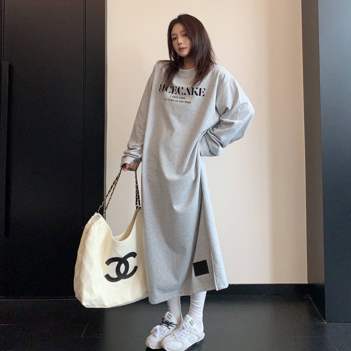 【ワンピース】フロッキーロゴスウェットワンピ レディース クルーネック ロング丈 リラックス 秋コーデ【FCシリーズ】