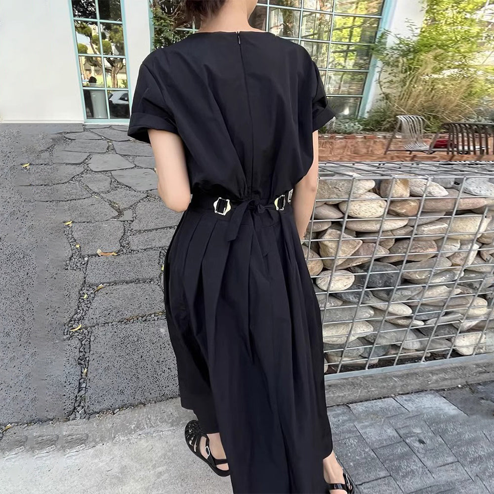 【ワンピース】フレンチシックな夏ワンピ｜クルーネック×タック入りウエストマークデザインで細見え◎