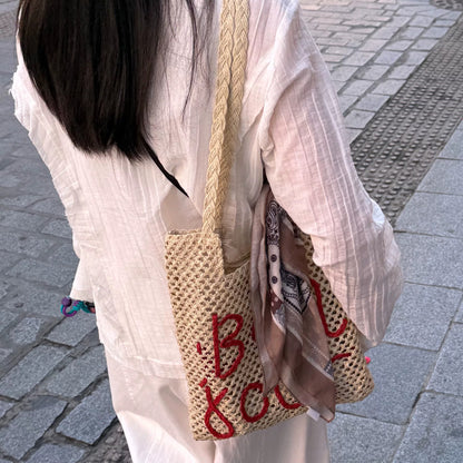 【バッグ】刺繍入りかごバッグ レディース フレンチ風 編み込みバッグ 海辺リゾート 夏コーデ