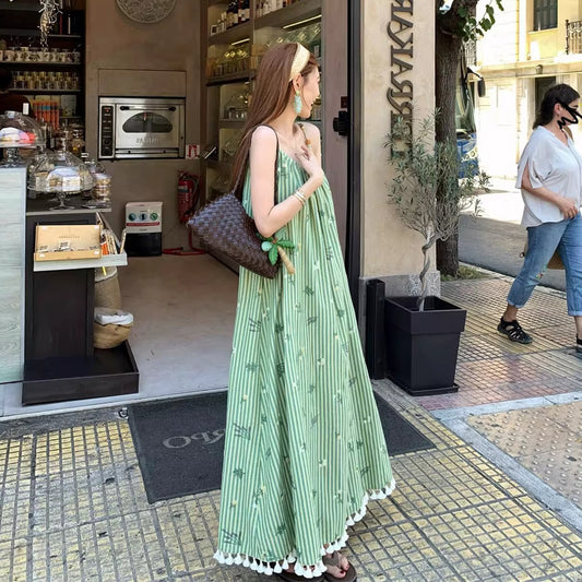 【ワンピース】フレンチ風 ストライプ キャミソールワンピース レディース 夏 ロングワンピース ゆったり ノースリーブ 体型カバー 細見え 刺繍 フリンジ リゾート【SHシリーズ】