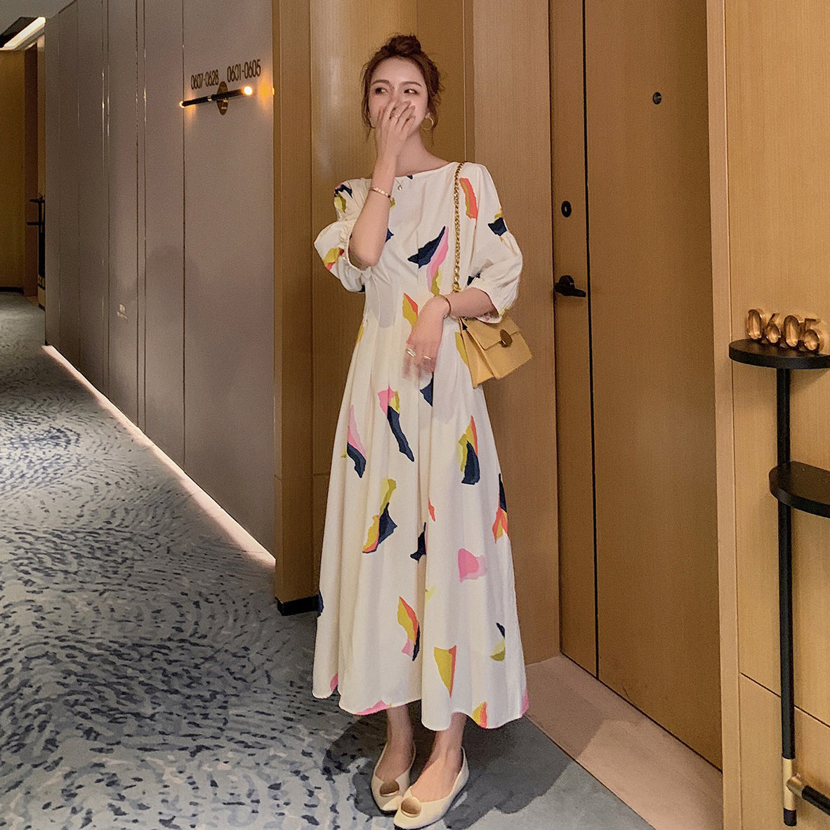 【ワンピース】花柄 長袖ワンピース フレンチ風 ミディ丈 レトロで優しい雰囲気のAラインドレス【SHシリーズ】