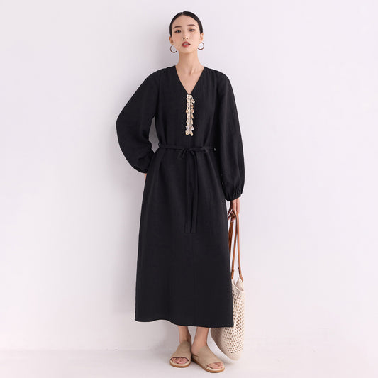 【ワンピース】ブラックVネック シェルボタン付き 長袖Aライン ロングドレス レトロ＆リラックス感漂うデザイン【JZシリーズ】