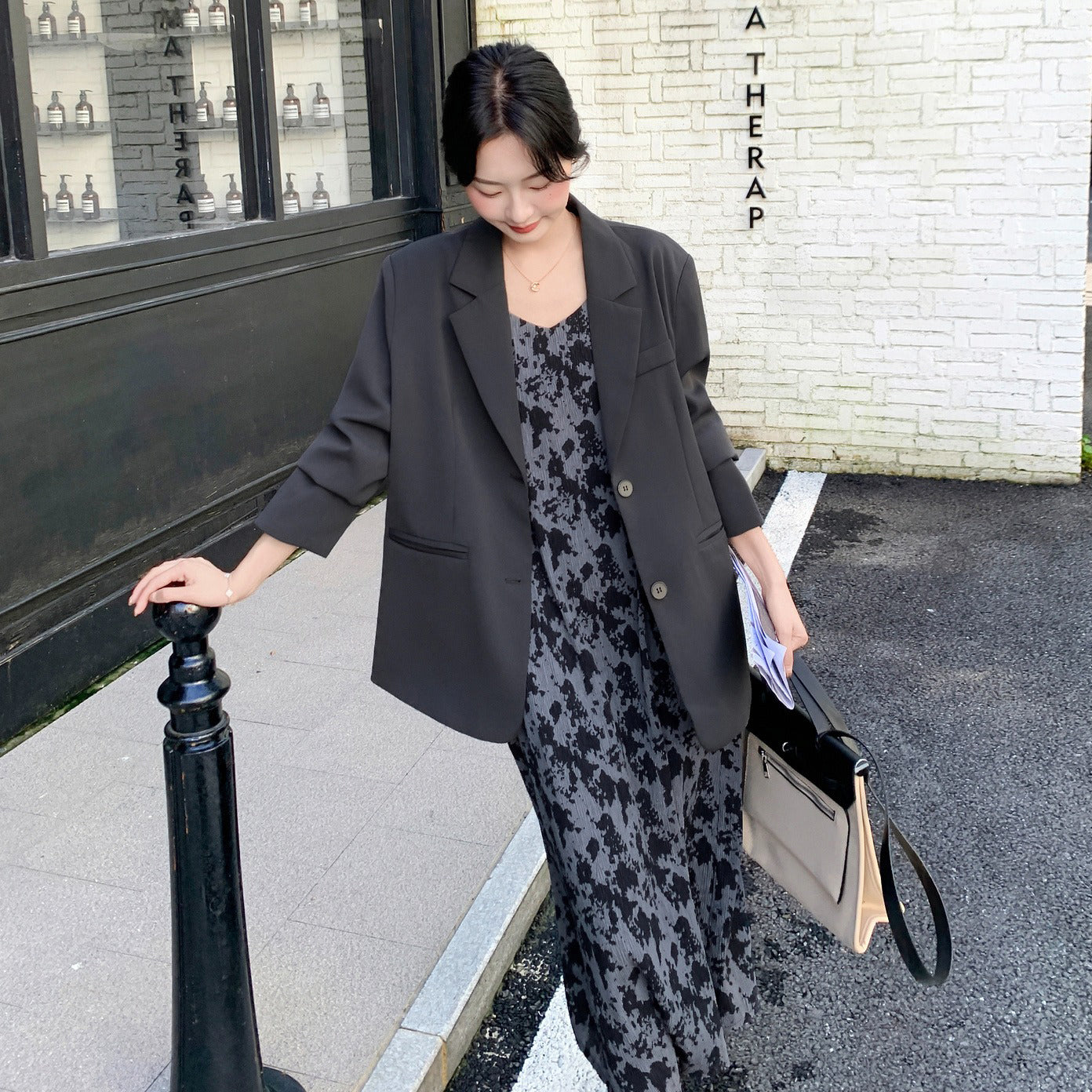 2点セット【セットアップ】大人女子向け 上品 秋新作 ジャケット+ 花柄キャミワンピース セットアップ【SHシリーズ】