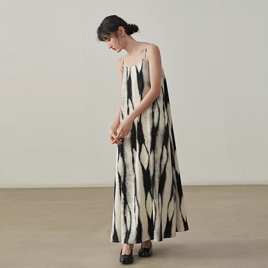 【ワンピース】ヴィンテージ ゆったり シルエット スリム効果 気品あるノースリーブワンピース 【SHシリーズ】