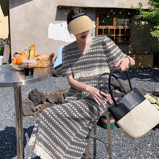 【ワンピース】高級感 切り替えストライプ 優しい雰囲気 半袖ワンピース 超おしゃれでトレンド感あふれるロングドレス【SHシリーズ】