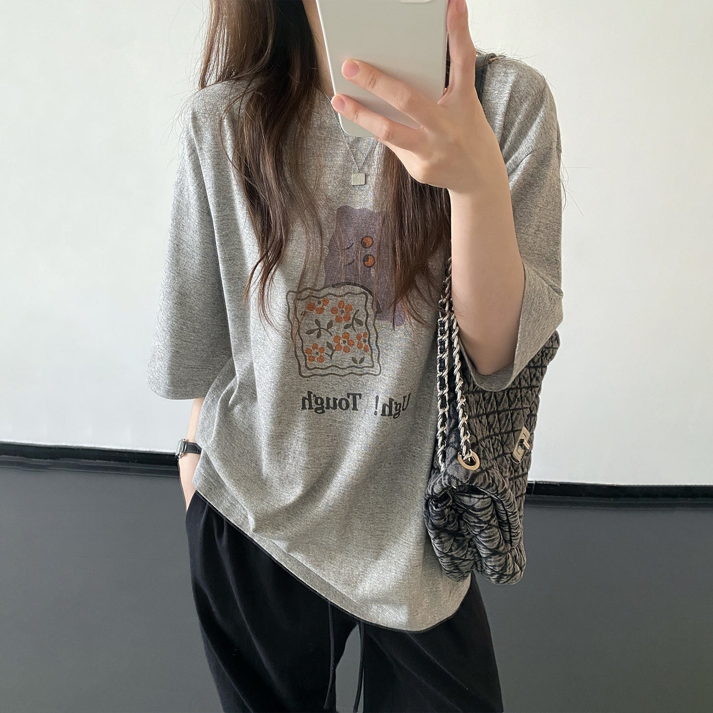 【トップス】ロゴプリント 半袖Tシャツ ドロップショルダー ゆったりシルエット シンプル カジュアル トップス 夏新作 【FCシリーズ】