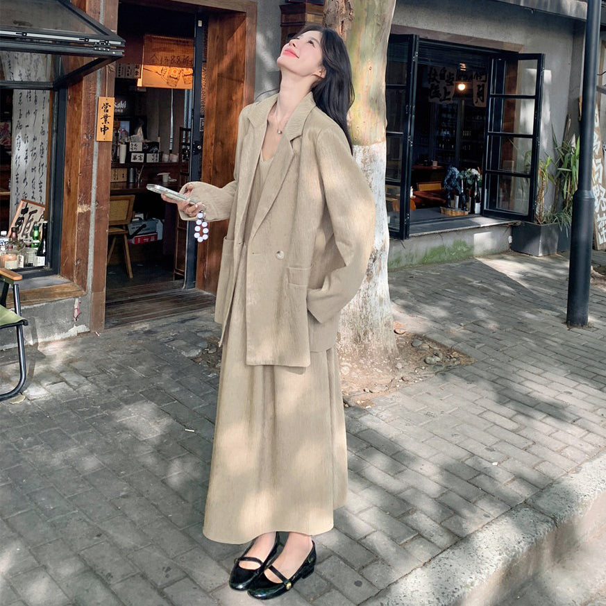 2点セット！【セットアップ】大人女性向け ジャケット＋ノースリーブワンピース セットアップ レディース 春秋 トレンド 高級感 おしゃれ映え【JZシリーズ】