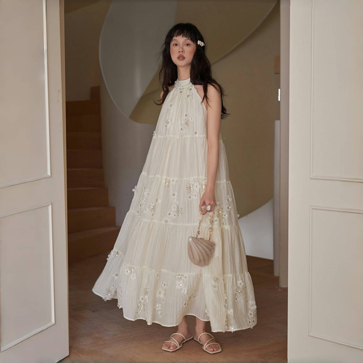 【ワンピース】夏 刺繍  エレガント 花柄スパンコール  ホルターネック  ノースリーブ ワンピース 【SHシリーズ】