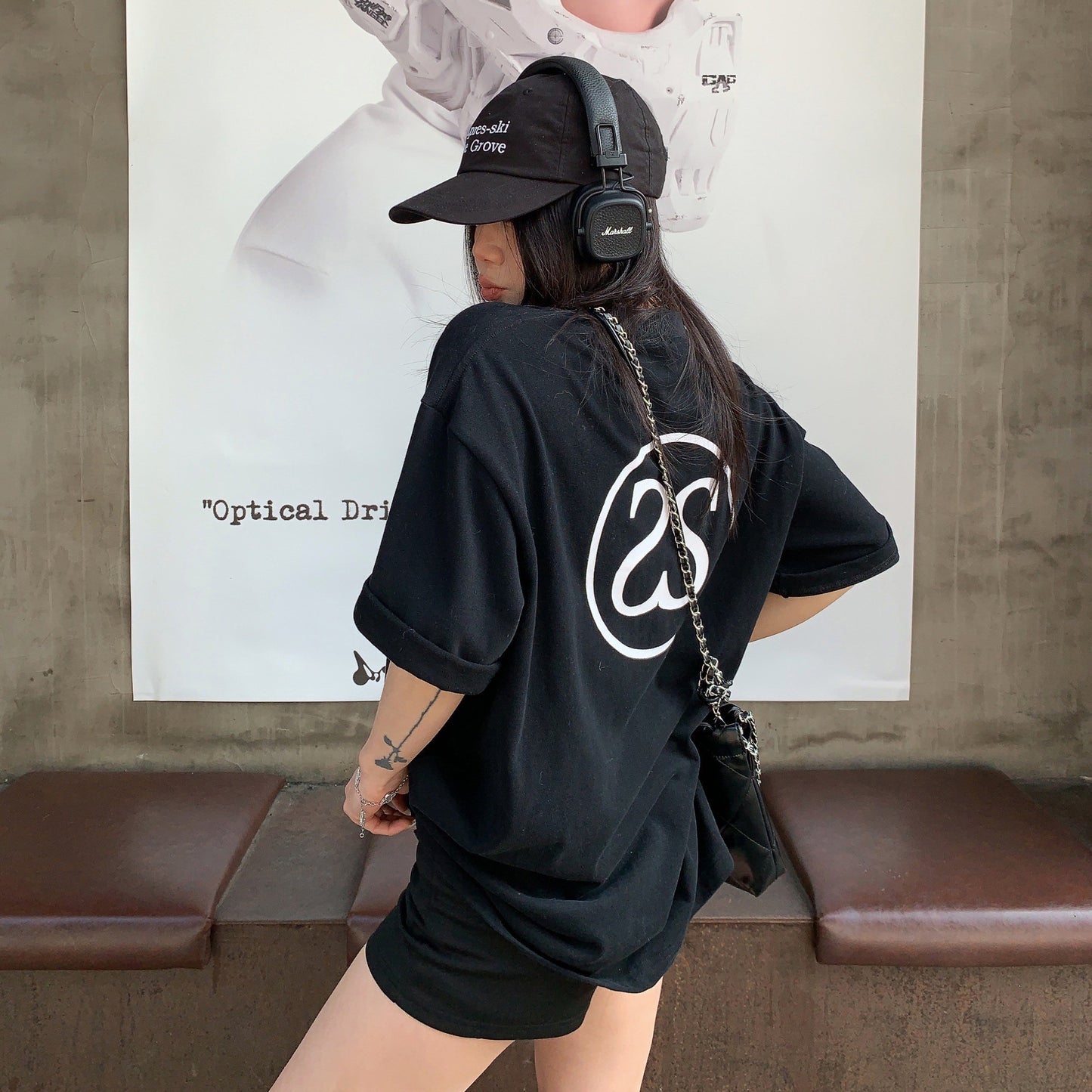 【トップス】シンプル上質 ロゴTシャツ コットン半袖 オーバーサイズ ルーズシルエット 大人カジュアル【FCシリーズ】