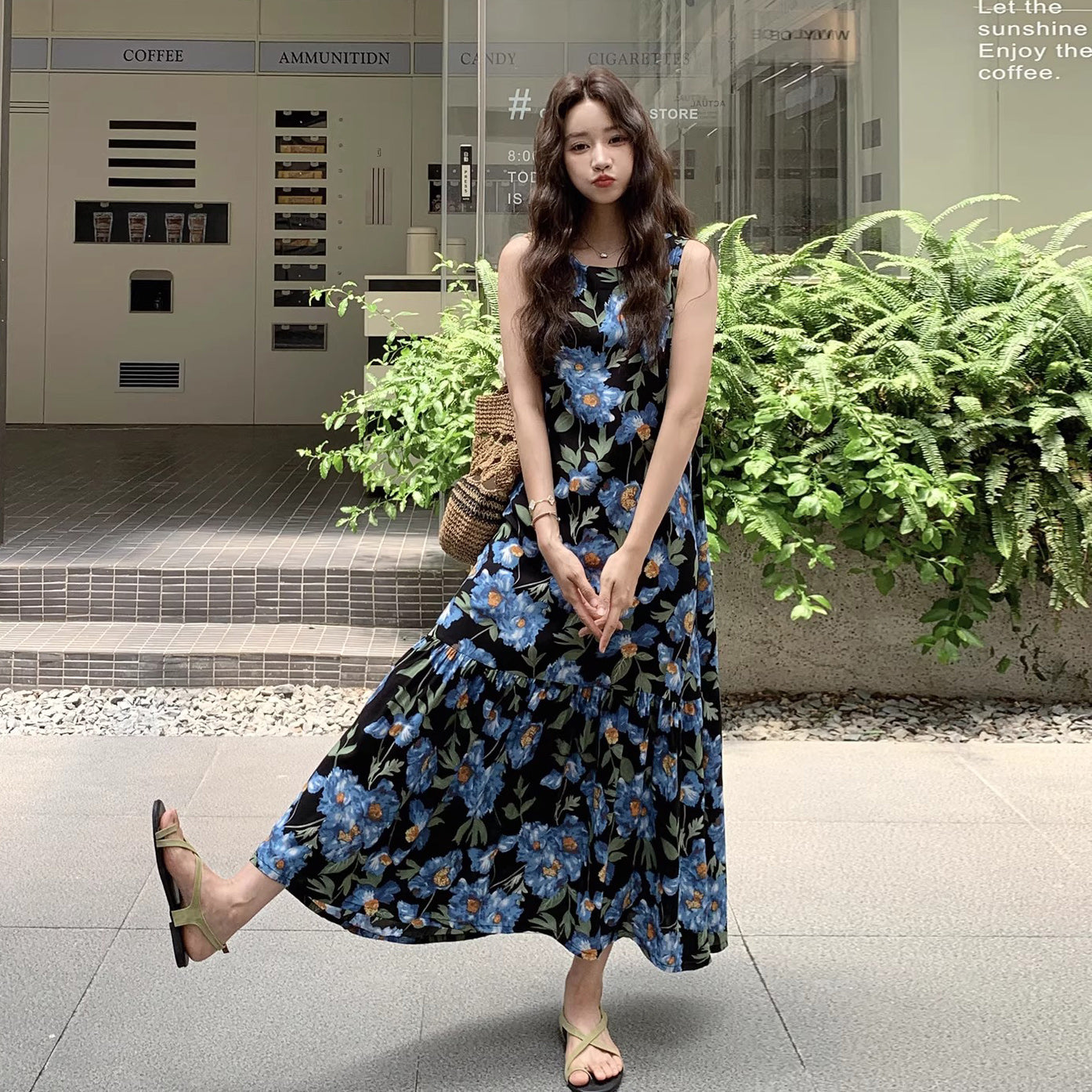 【ワンピース】フレンチリゾート風 花柄 ノースリーブワンピース 夏の気質コーデにぴったり【SHシリーズ】