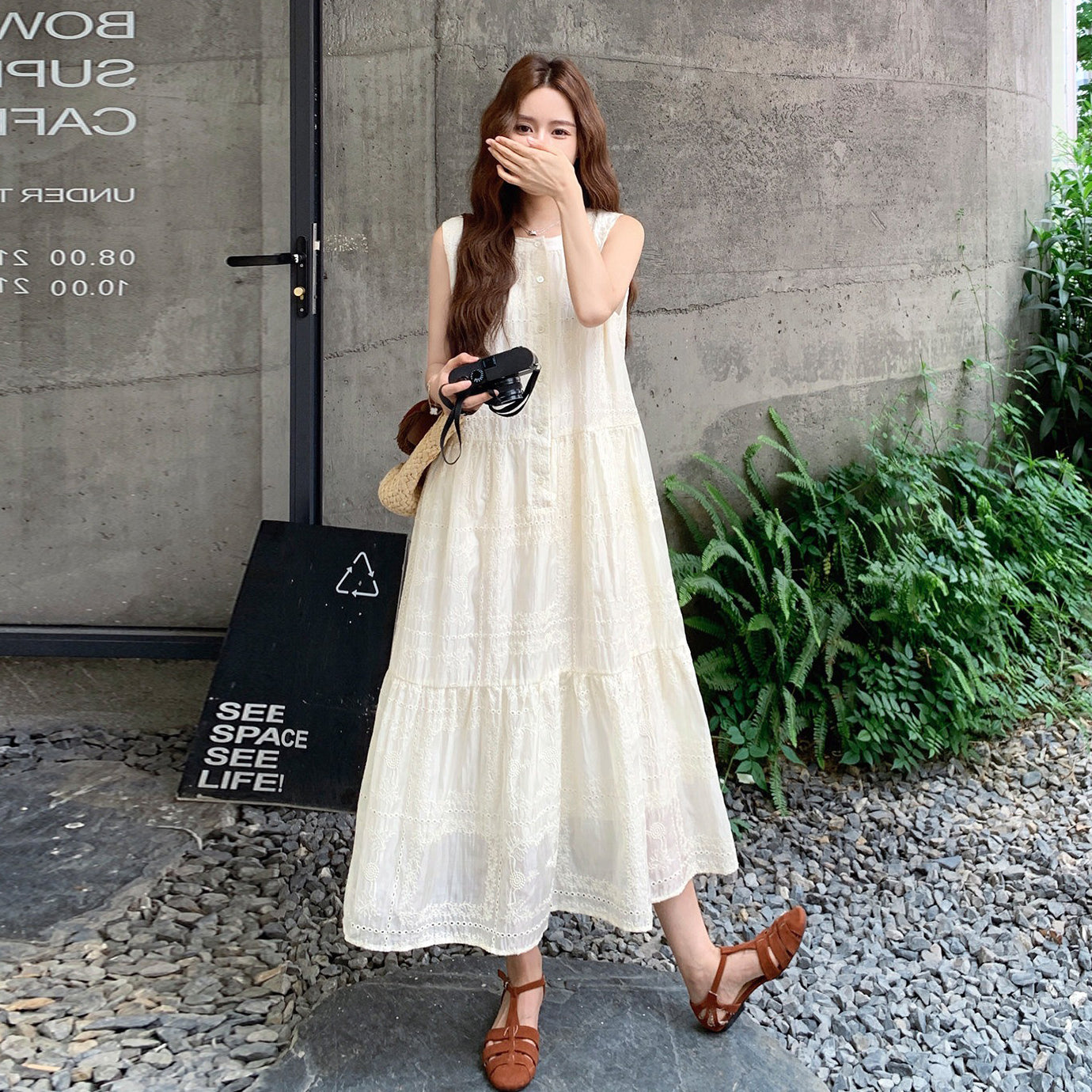 【ワンピース】フレンチ風 刺繍ワンピース レディース 夏 ホワイト ノースリーブ ナチュラル ロングワンピ【JZシリーズ】