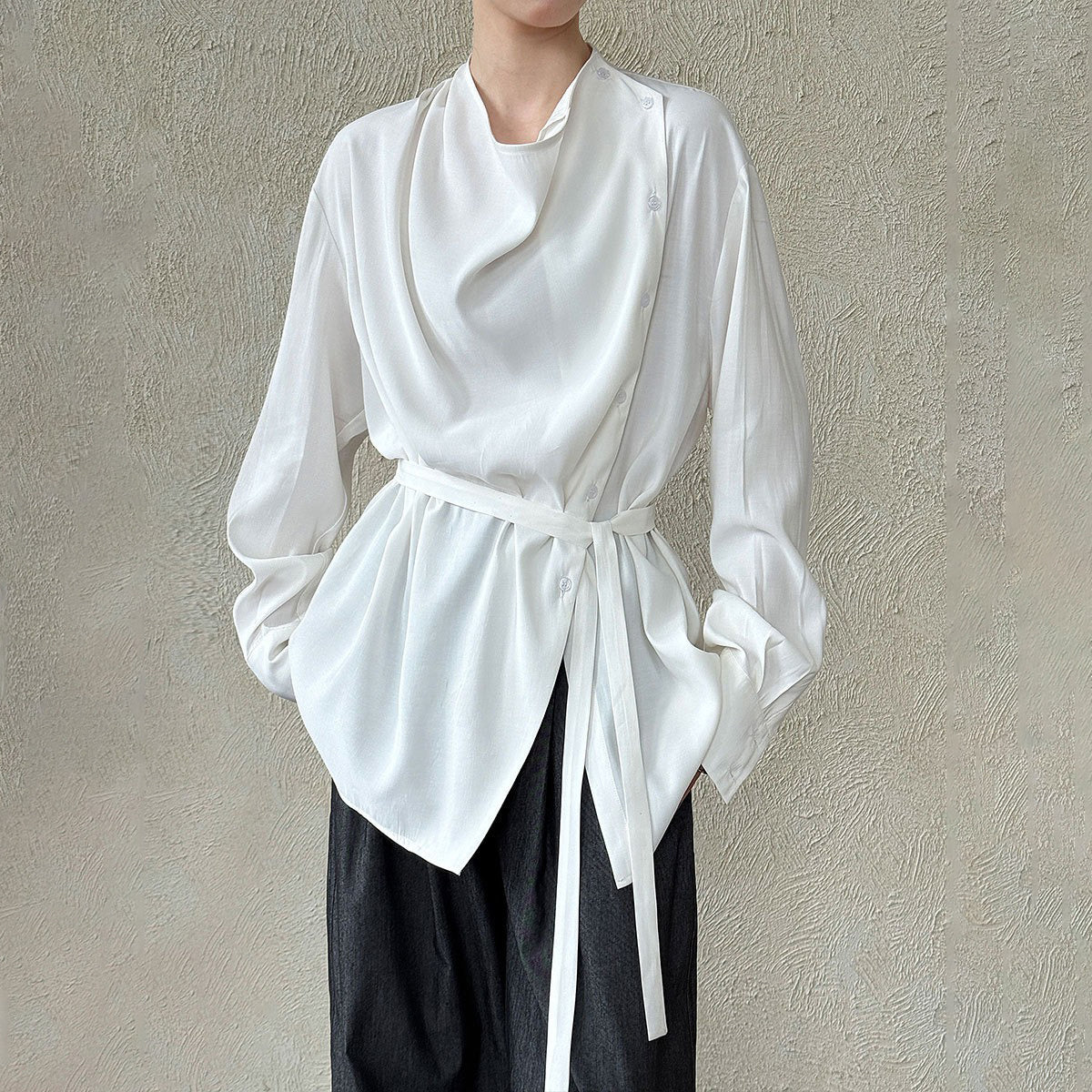 【トップス】秋新作 韓国風デザインブラウス｜上品シルエットの個性派トップス【SNシリーズ】