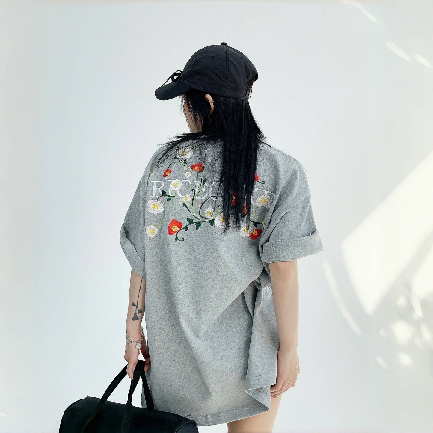 【24AW】【トップス】刺繍 コットン100% 300G ゆるリラックス ストリート Ｔシャツ 【FCシリーズ】