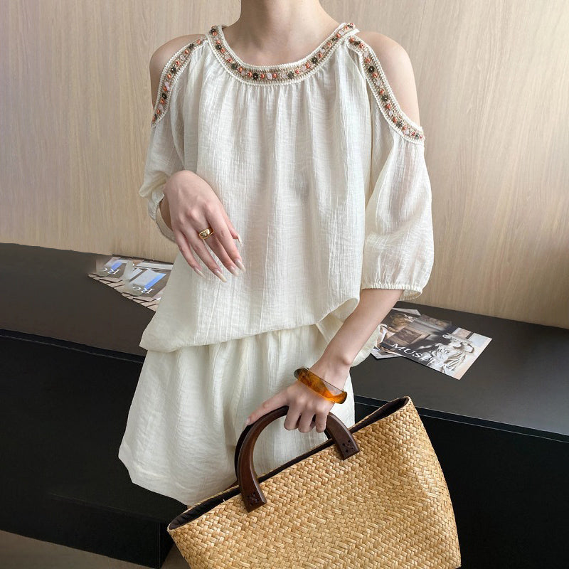 2点セット！【セットアップ】編み込みビーズ オフショルダーブラウス＋ワイドレッグショートパンツ 上下セット【JZシリーズ】