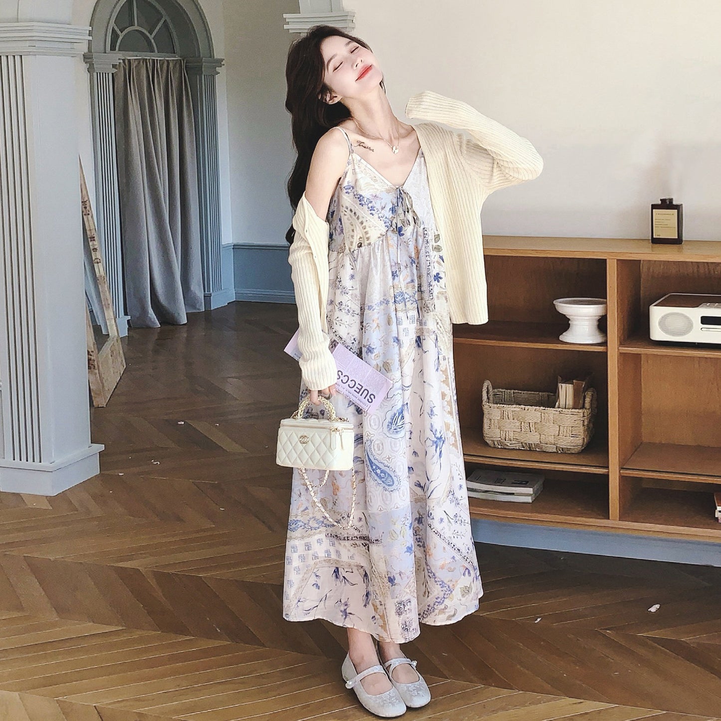 【セットアップ】この組み合わせ、可愛すぎる…🌼 キャミワンピ×ニットカーデ2点セット フレンチ風 夏リゾートコーデ 大人女子にぴったり【SHシリーズ】