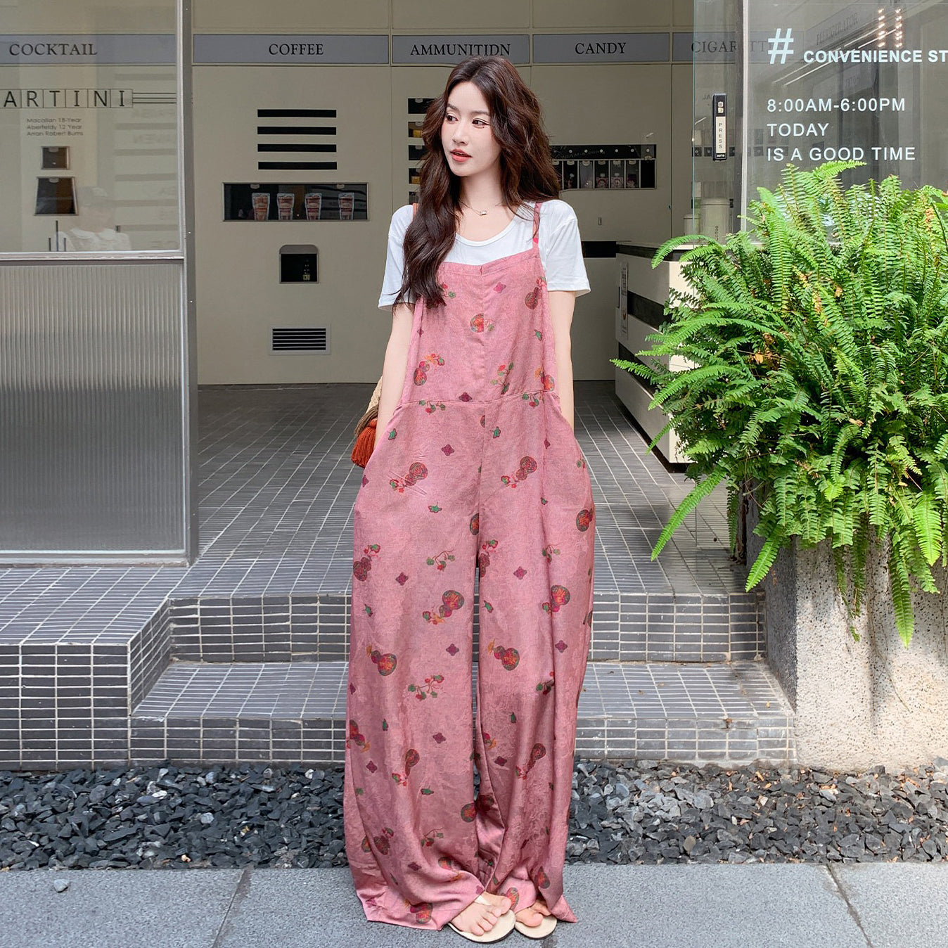2点セット！【セットアップ】韓国風 サロペットセット レディース 夏 プリント柄 Tシャツ 上下セット カジュアル【SHシリーズ】