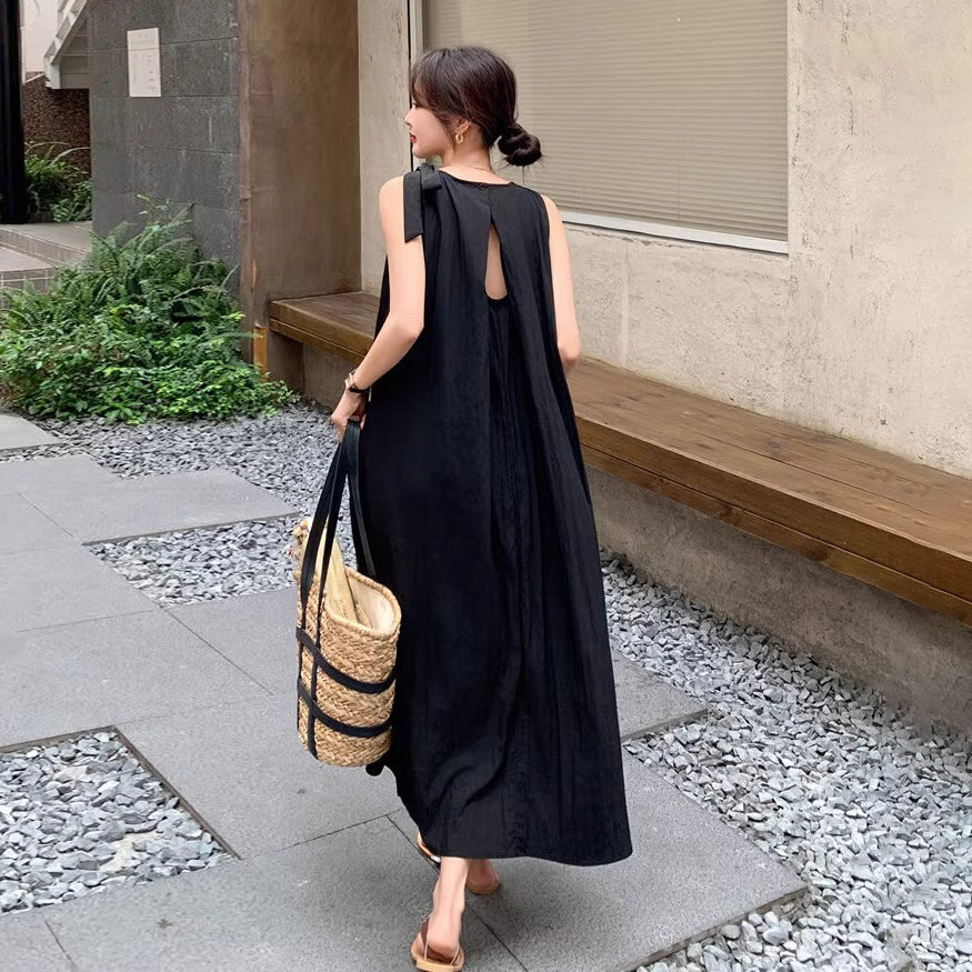 【ワンピース】バックオープン ドットワンピース 夏 ヘップバーン風 ユニークデザイン ノースリーブワンピース【SHシリーズ】