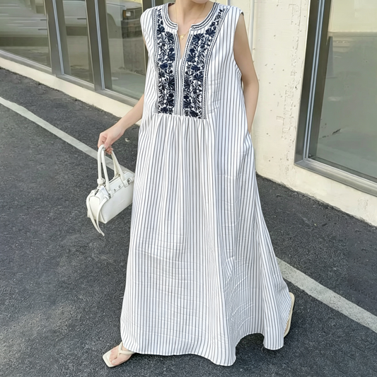 【ワンピース】エスニック風 刺繍ノースリーブワンピース レディース 夏 ロング丈 ゆったり リゾートコーデ ヴィンテージ風【JZシリーズ】