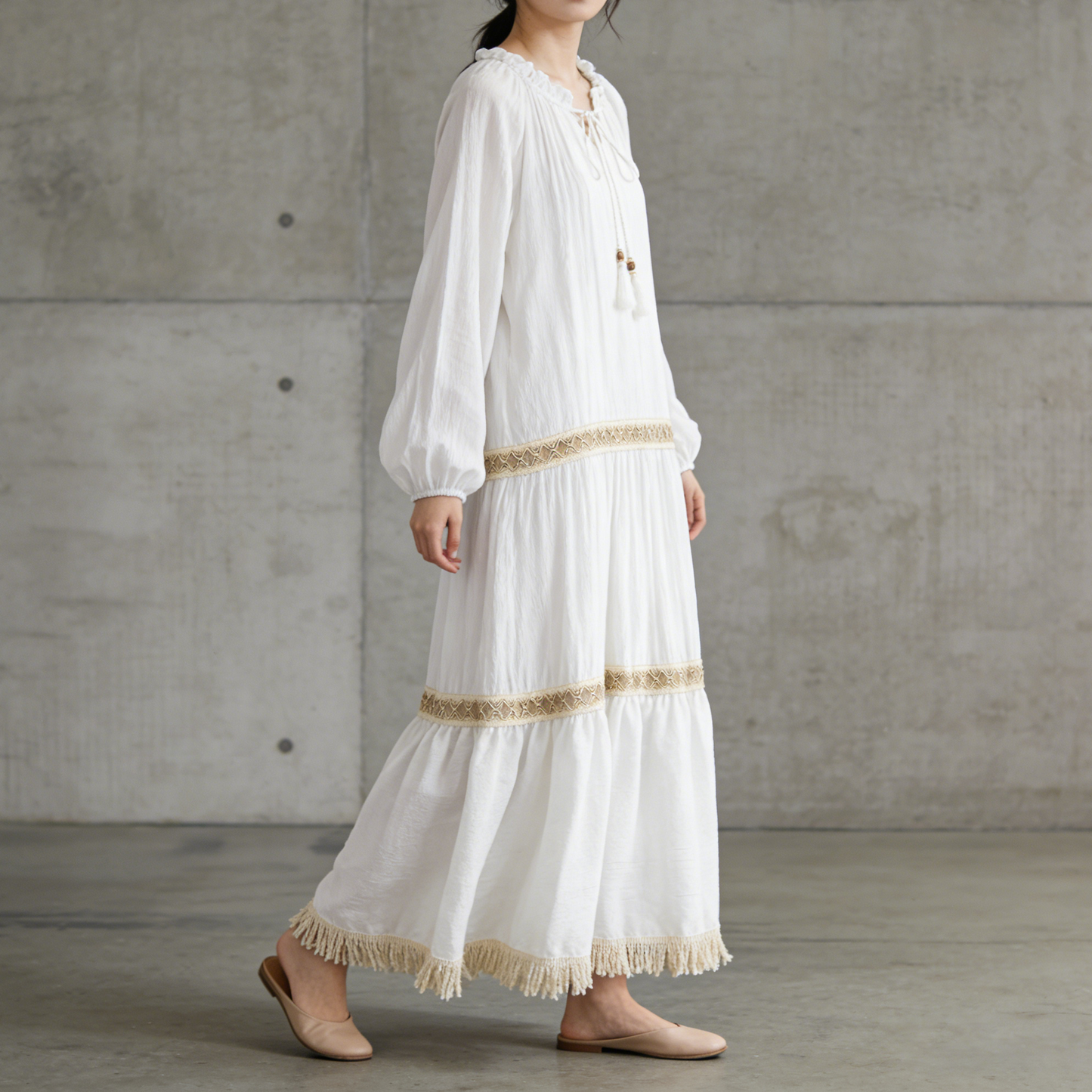 【ワンピース】一目惚れ確定！リゾート感たっぷり 民族風ロングドレス｜タッセル＆フレア袖 長袖ワンピース【SHシリーズ】