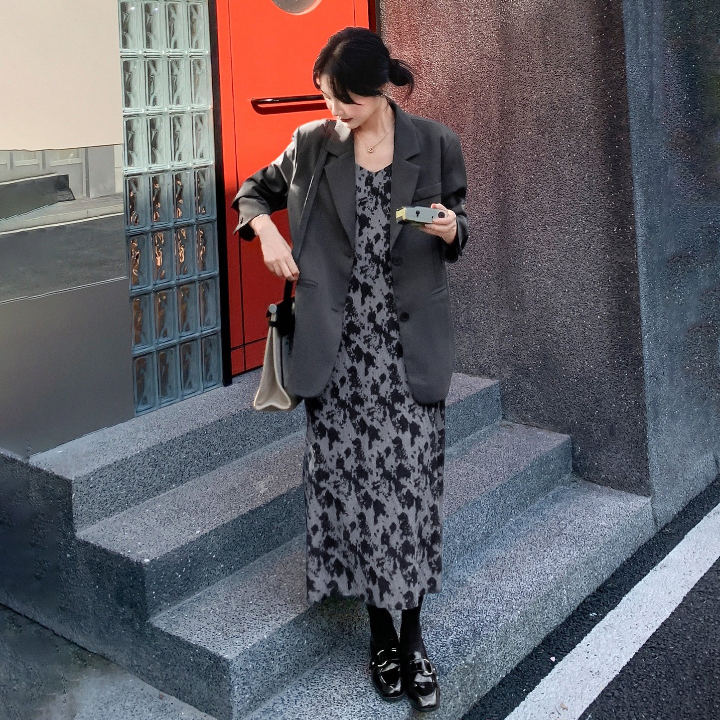 2点セット【セットアップ】大人女子向け 上品 秋新作 ジャケット+ 花柄キャミワンピース セットアップ【SHシリーズ】