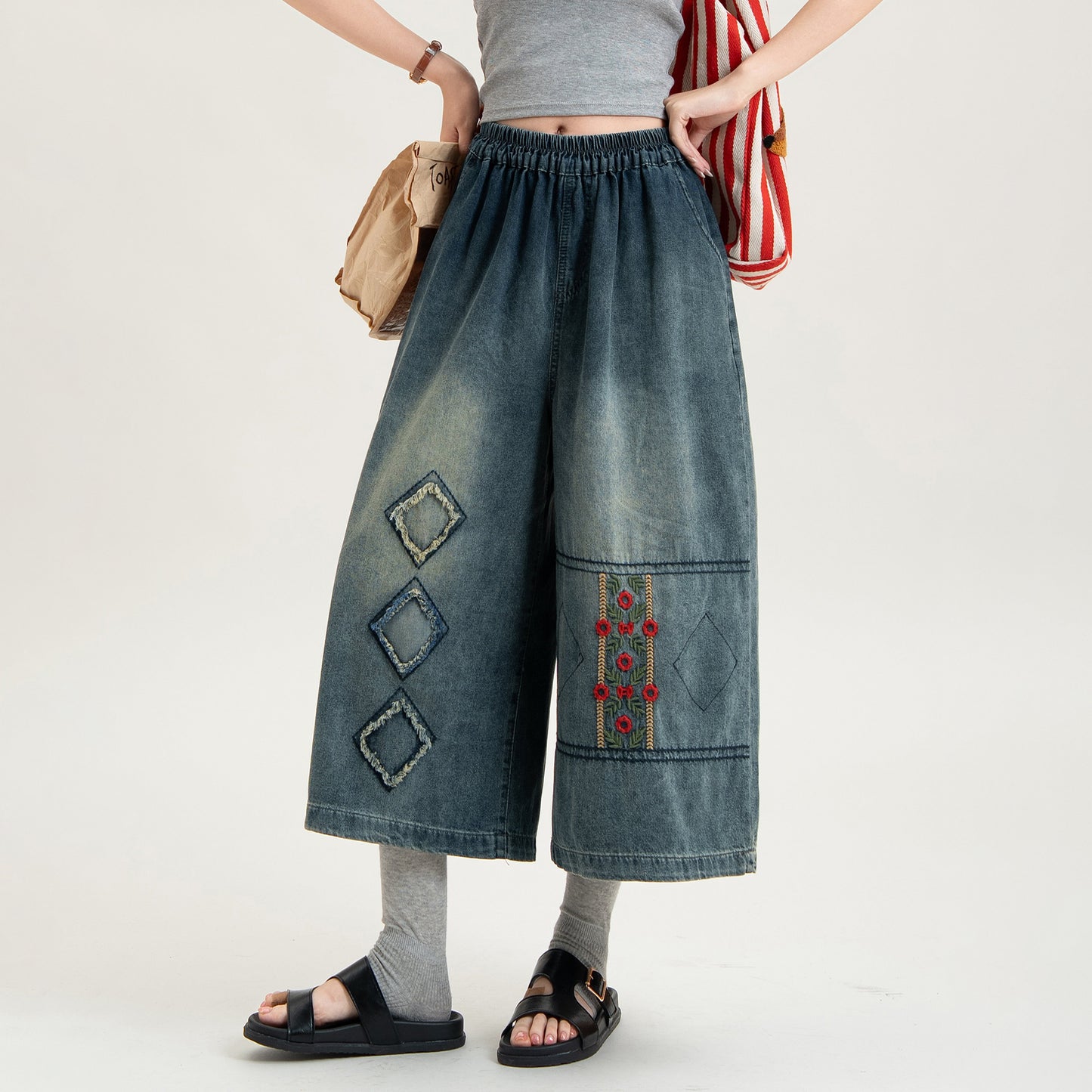 【ボトムス】ボヘミアン風 刺繍デニムハーフパンツ レディース 七分丈 ワイドシルエット ゴムウエスト【JZシリーズ】
