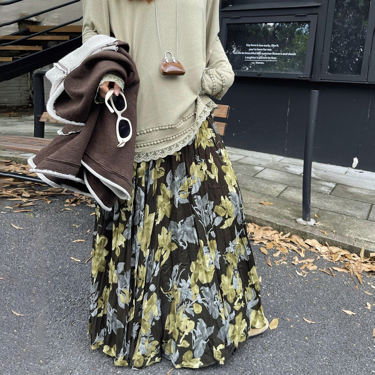 【ボトムス】ヴィンテージ風 フレアスカート 新作 ウエストゴム 花柄 ロング【SHシリーズ】