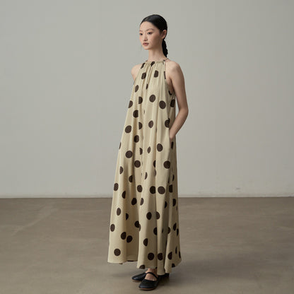 【ワンピース】レトロ リゾート風 ドット柄プリント ノースリーブワンピース レディース ゆったりスリム見え ミディ丈 ロングドレス【SHシリーズ】