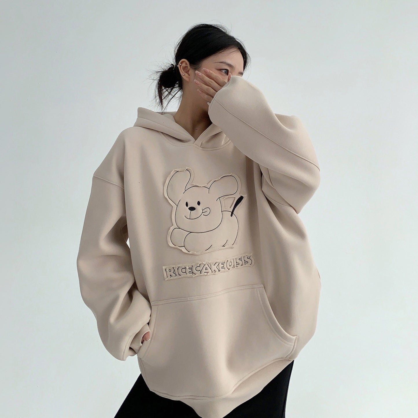 【トップス】レトロワッペン刺繍 カートゥーン 裏起毛フードパーカー【FCシリーズ】