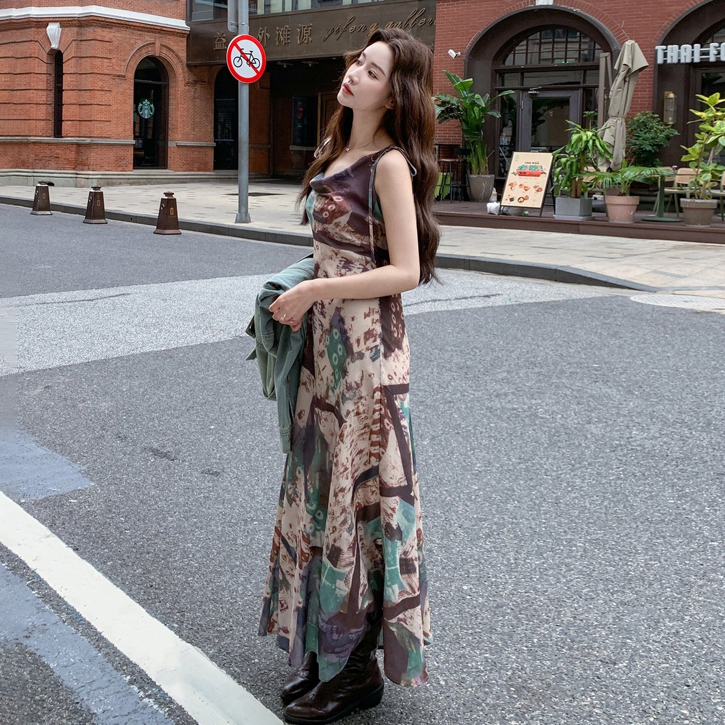 【セットアップ 】レトロデニムジャケット＋花柄キャミワンピースレディース 春秋2025新作 上品ノースリーブワンピース 人気2点セット【SHシリーズ】