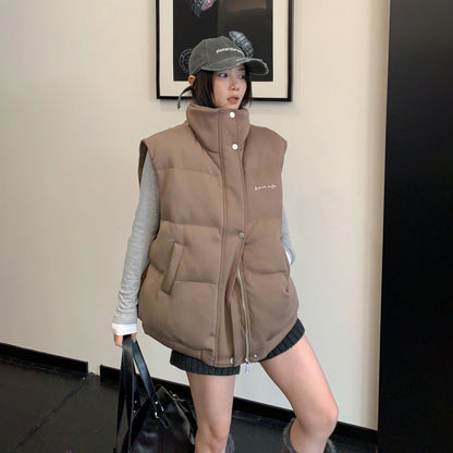 【トップス】ミニマルデザイン 刺繍中綿ベスト レディース 厚手で上品な雰囲気【FCシリーズ】