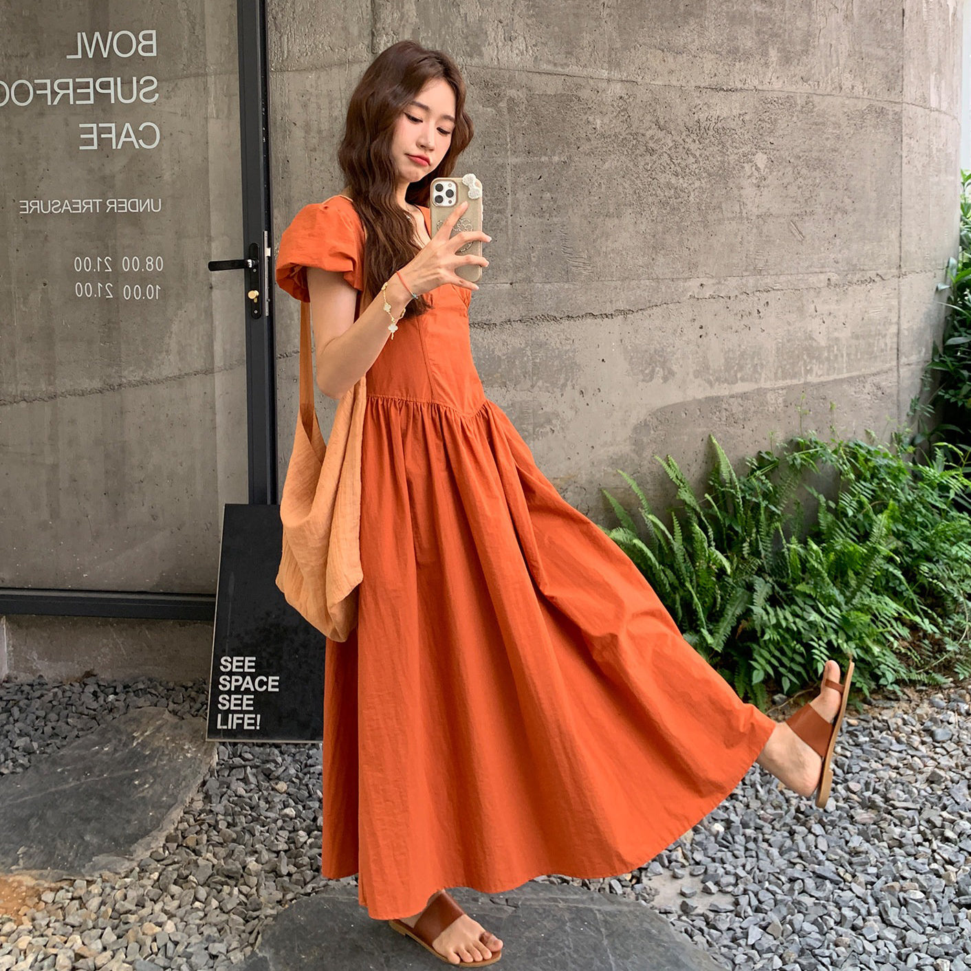 【ワンピース】オレンジ フレアワンピース レディース Vネック パフスリーブ ナチュラル エレガント 夏新作 半袖【JZシリーズ】