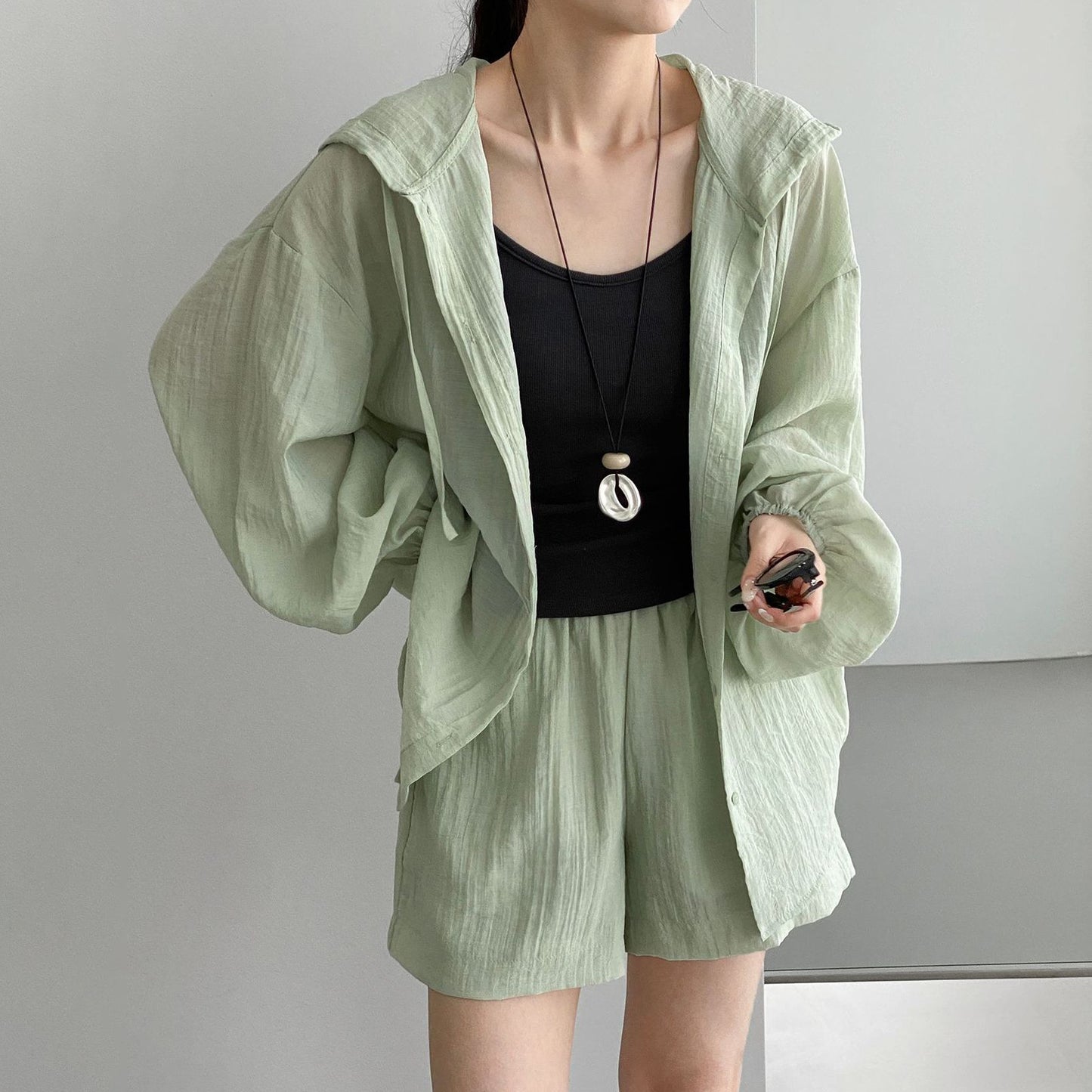 2点セット！【セットアップ】ラッシュガード セットアップ レディース フード付き ジップアップ ショートパンツ UVカット 軽量 上下セット【JZシリーズ】