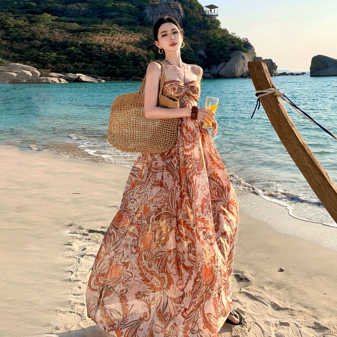 【ワンピース】リゾート風 マキシワンピース レディース 夏 ボヘミアン柄 ノースリーブ ビーチドレス 旅行コーデ【SHシリーズ】