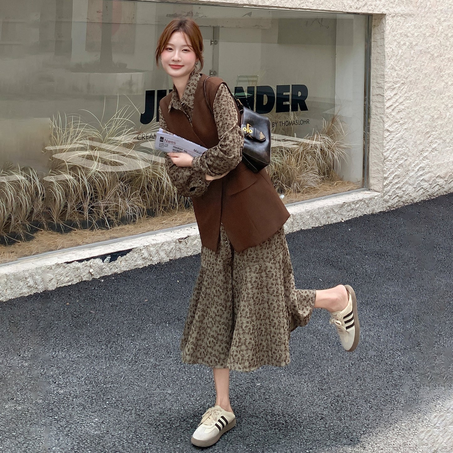 2点セット！【ワンピース】他と被らない 優しい雰囲気 甘めレトロ ベスト+ 花柄長袖ワンピース セット 大人可愛い 個性派【SHシリーズ】