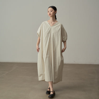 【ワンピース】夏新作 フランス風 Vネック パフ袖 無地ロングドレス 後ろ開き ゆったりシルエット 半袖ワンピース【JZシリーズ】