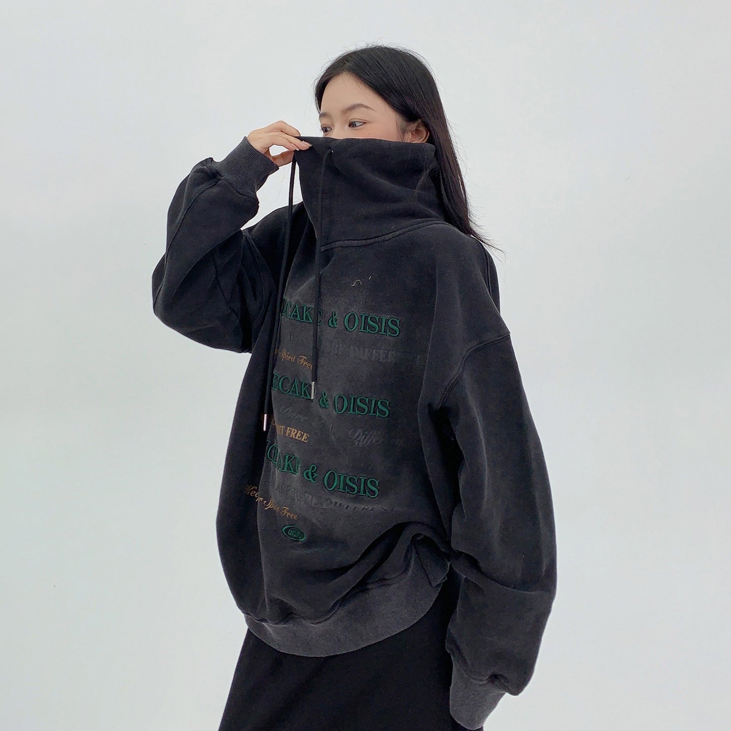 【トップス】レトロ風ダメージ加工 刺繍入りハイネック裏起毛スウェット レディース 冬新作 パーカー【FCシリーズ】