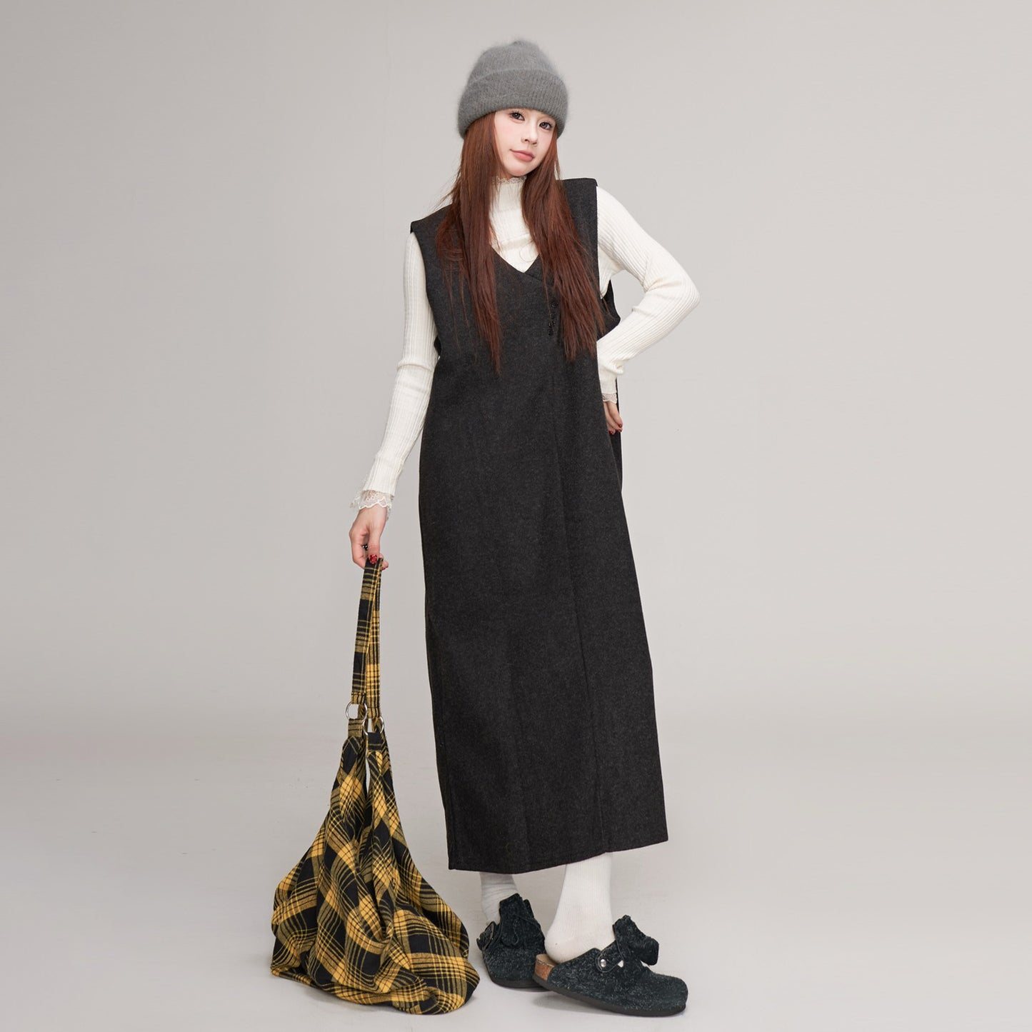 【ワンピース】ウール レディース 秋冬 ゆったりVネック 後ろスリット入り 体型カバー ノースリーブワンピース【JZシリーズ】