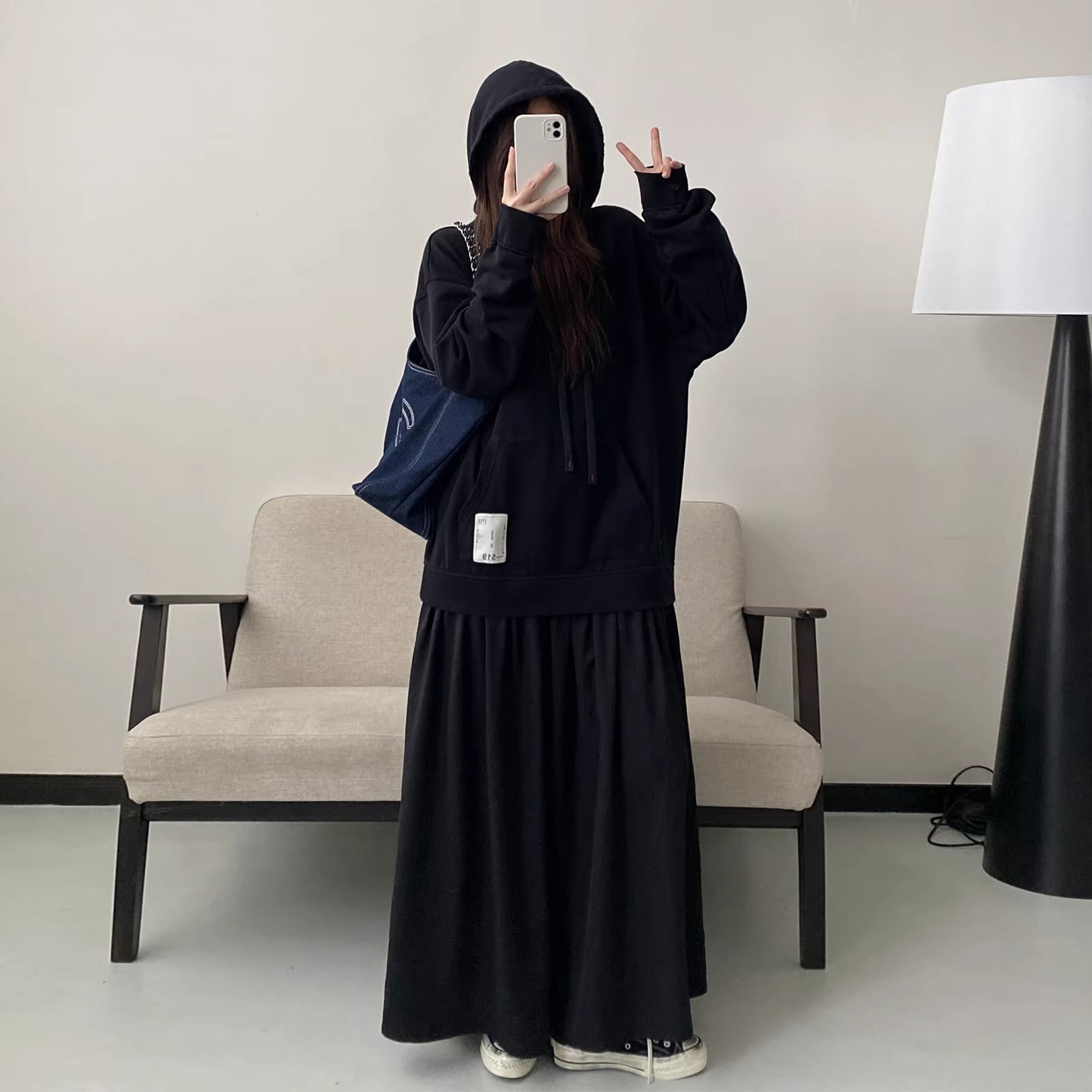 【ワンピース】パッチロゴ ダメージ加工 長袖 フード付き スウェットワンピース レイヤード風 ゆったり【FCシリーズ】