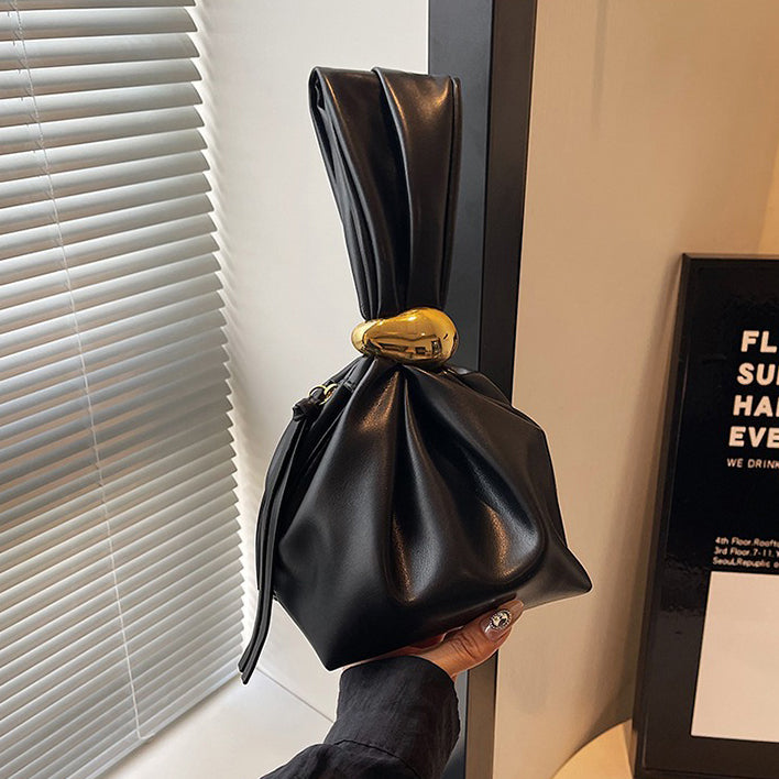 【バッグ】🌙個性的でレア！小さめヴィンテージ風バケツバッグ レディース 秋冬 新作 高級感ハンドバッグ
