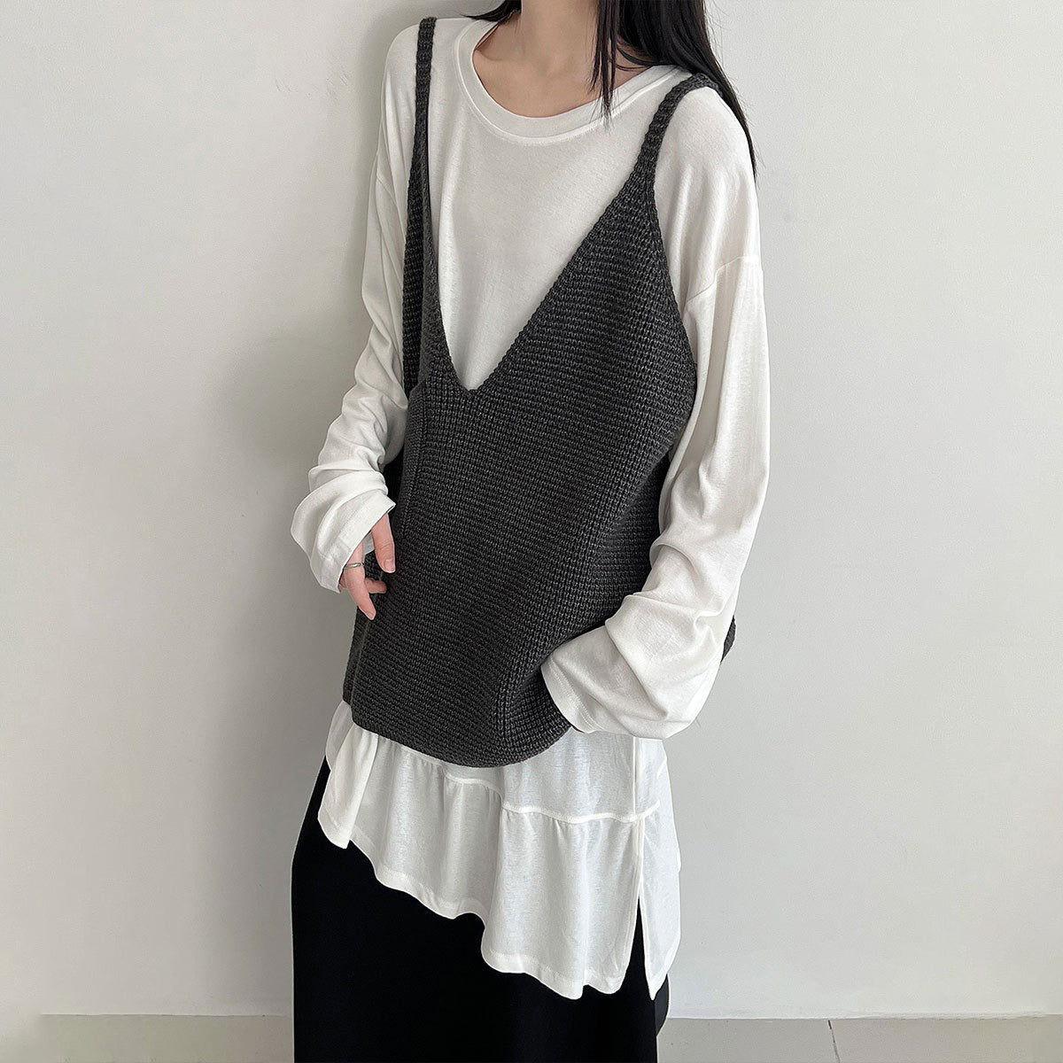 【トップス】韓国風 切替 ドレープ感 フリルデザイン Tシャツ 早春新作 長袖 デザイン感【JZシリーズ】